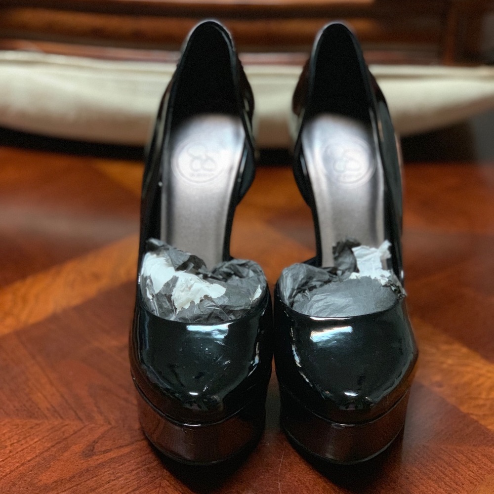 Jessica Simpson Blacks Heels